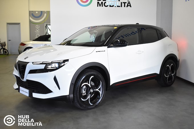 ALFA ROMEO Junior 1.2 136 CV Hybrid eDCT6 Speciale